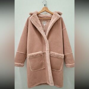 Women's Faux-Shearling Coat - Blush Pink